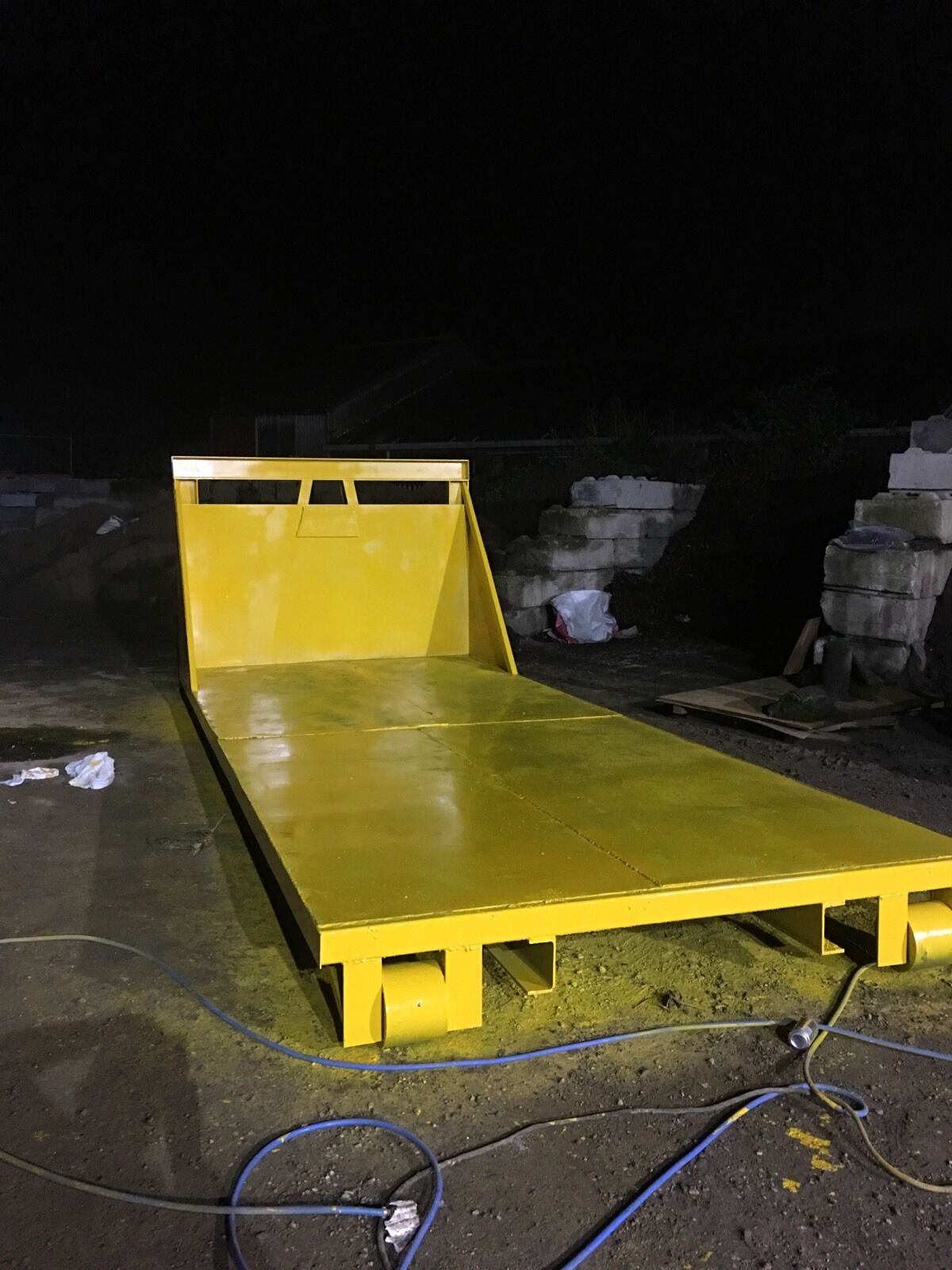 Skip-flat-Bed-For-Skip-Lorry-Hook-Loader-_58