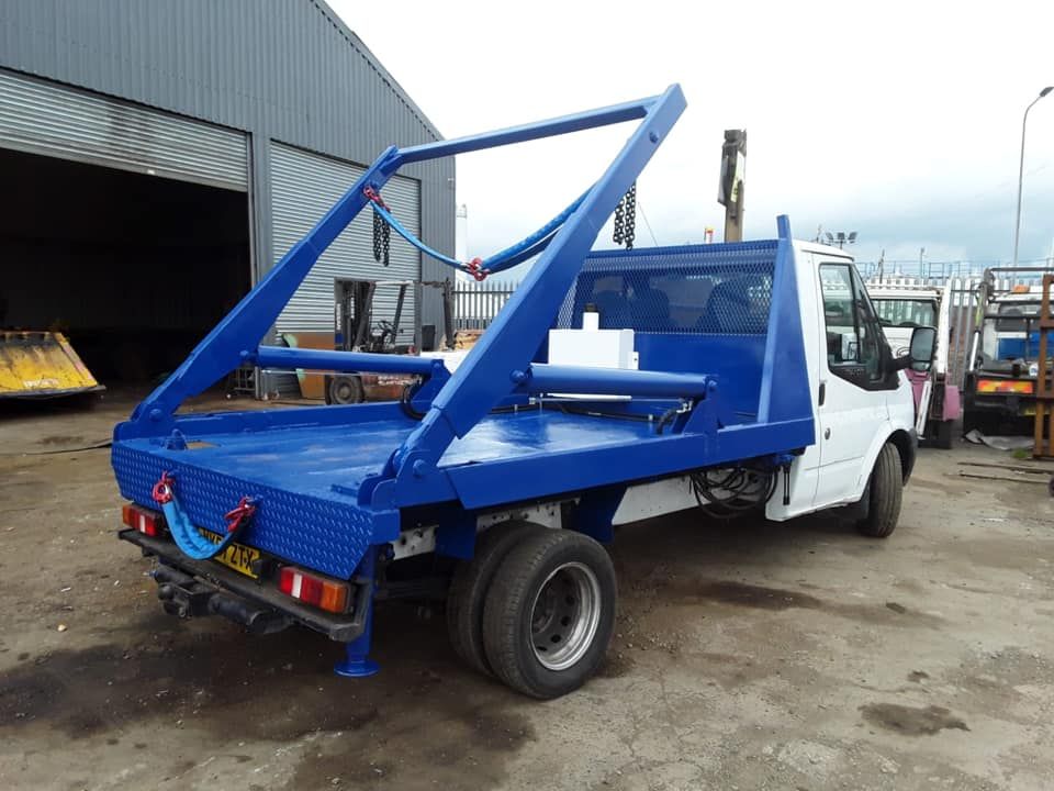 MINI SKIP LORRY'S 3.5 TON